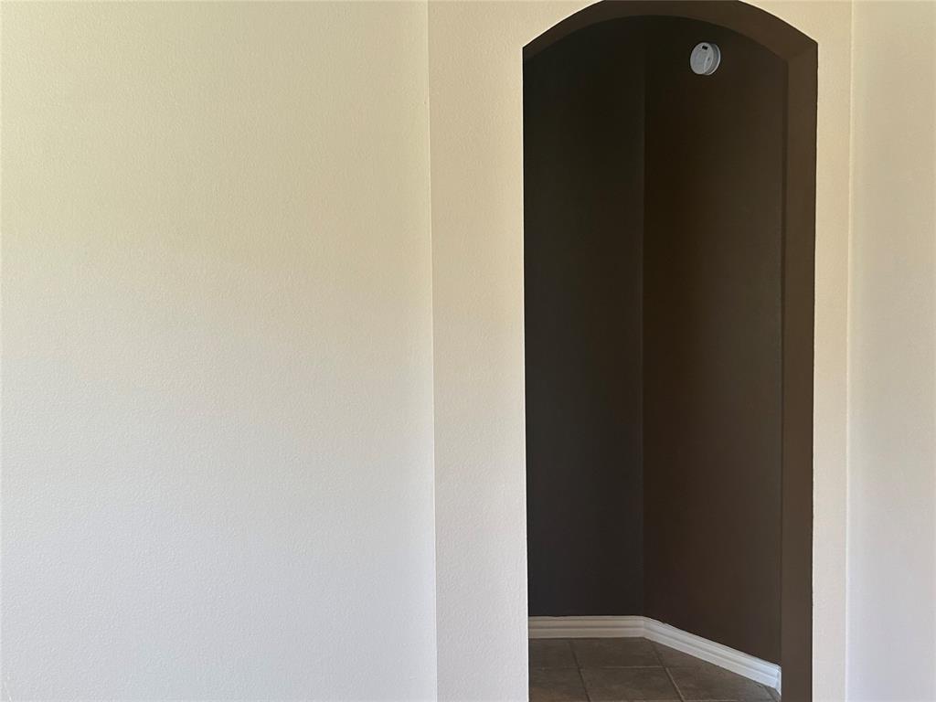 Falcon S Lair Prcl 1a - Residential Lease