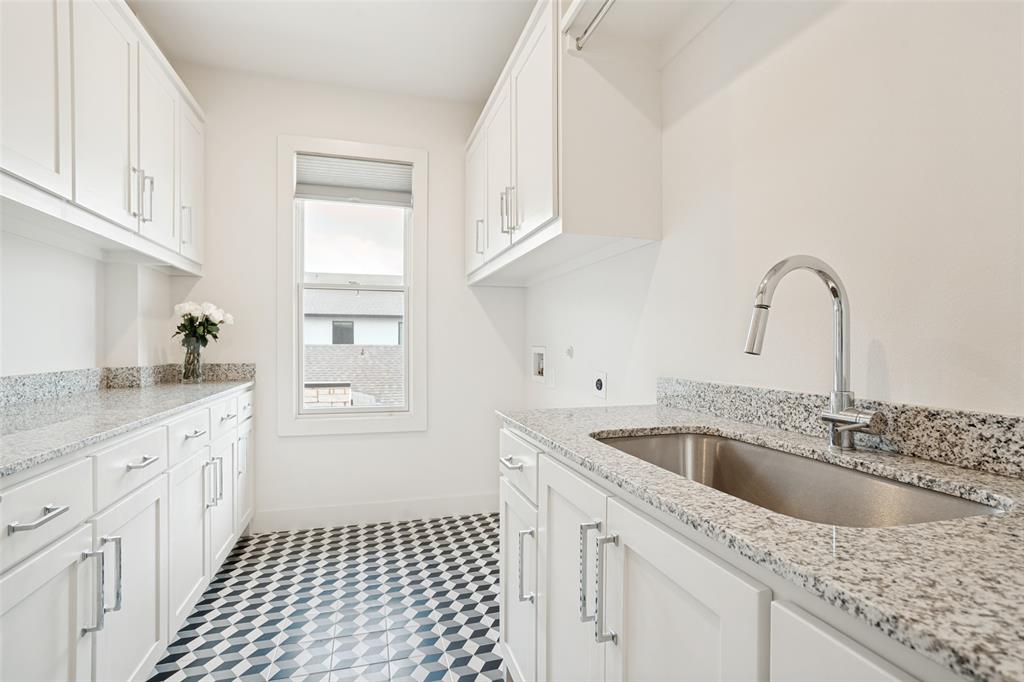 Roper Heights - Residential
