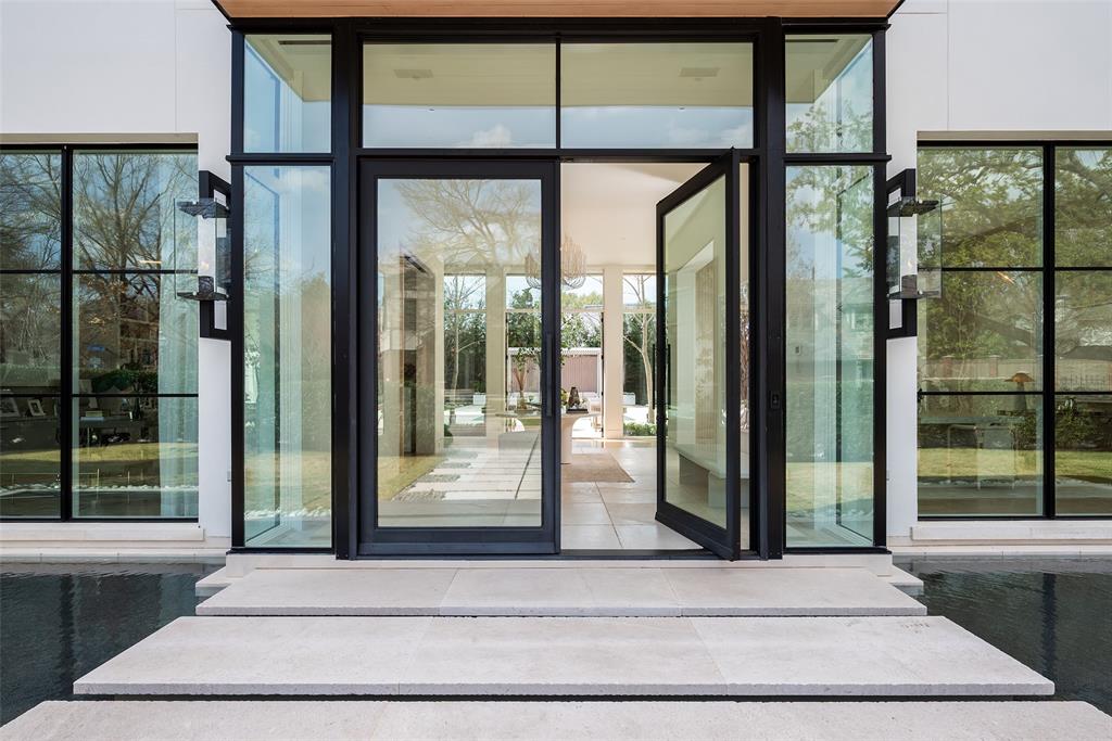 4815 Saint Johns Drive