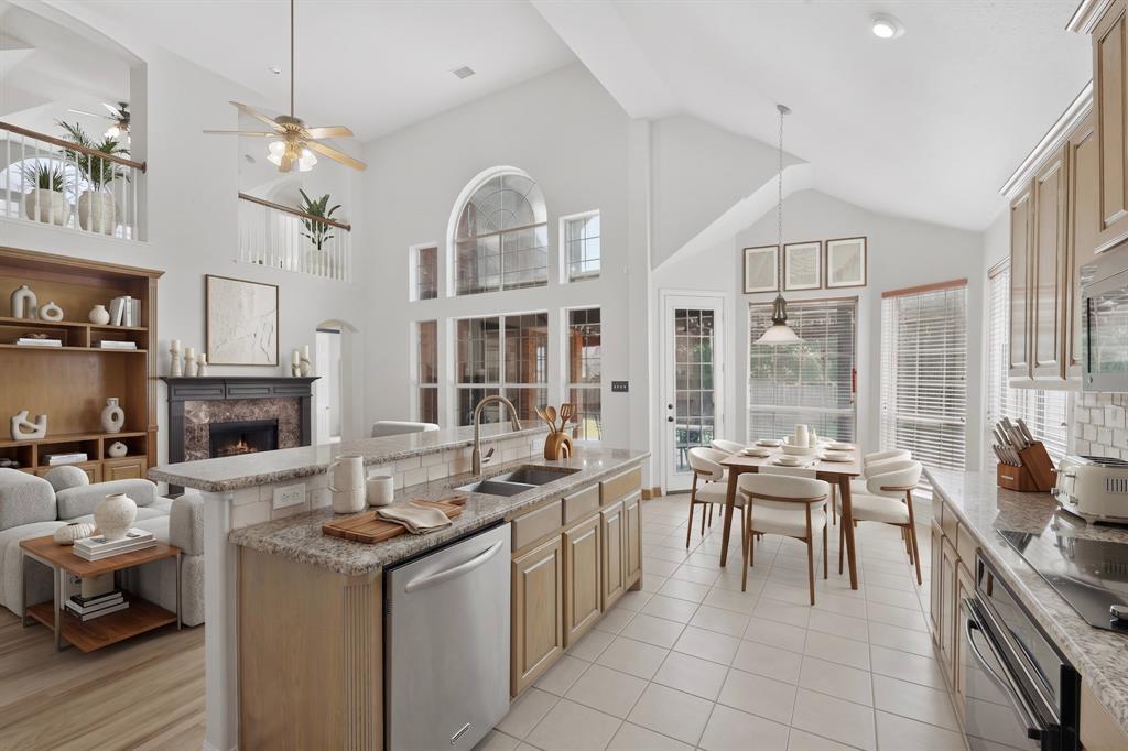 3832 Oxbow Creek Lane