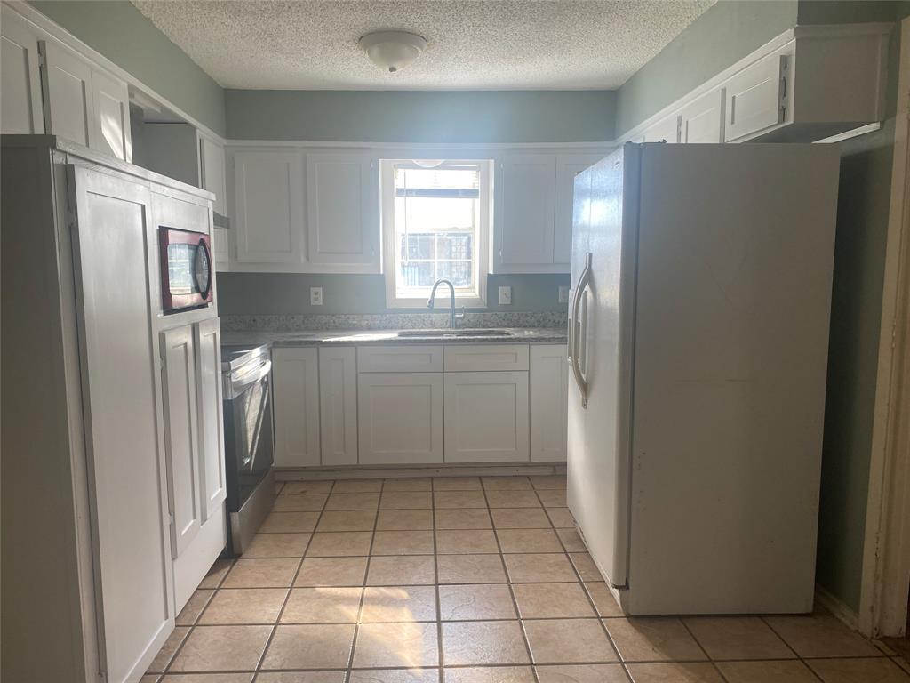 Woodhaven Twnhs Rev - Residential