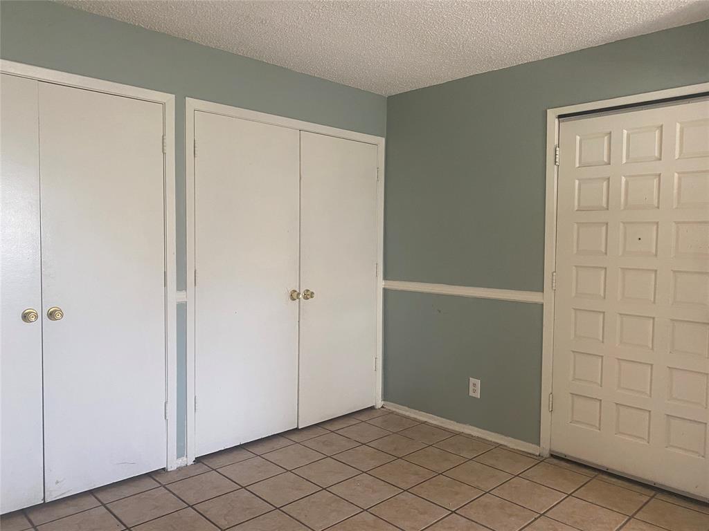 Woodhaven Twnhs Rev - Residential