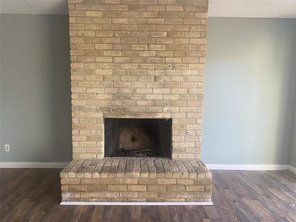 Woodhaven Twnhs Rev - Residential