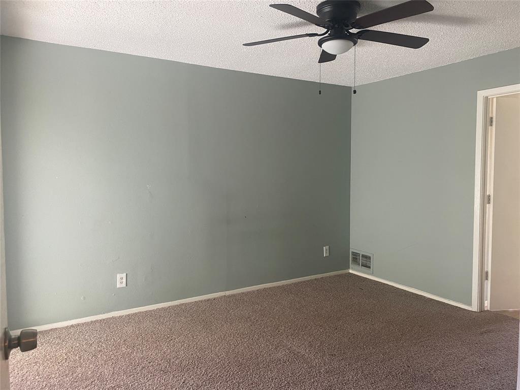 Woodhaven Twnhs Rev - Residential