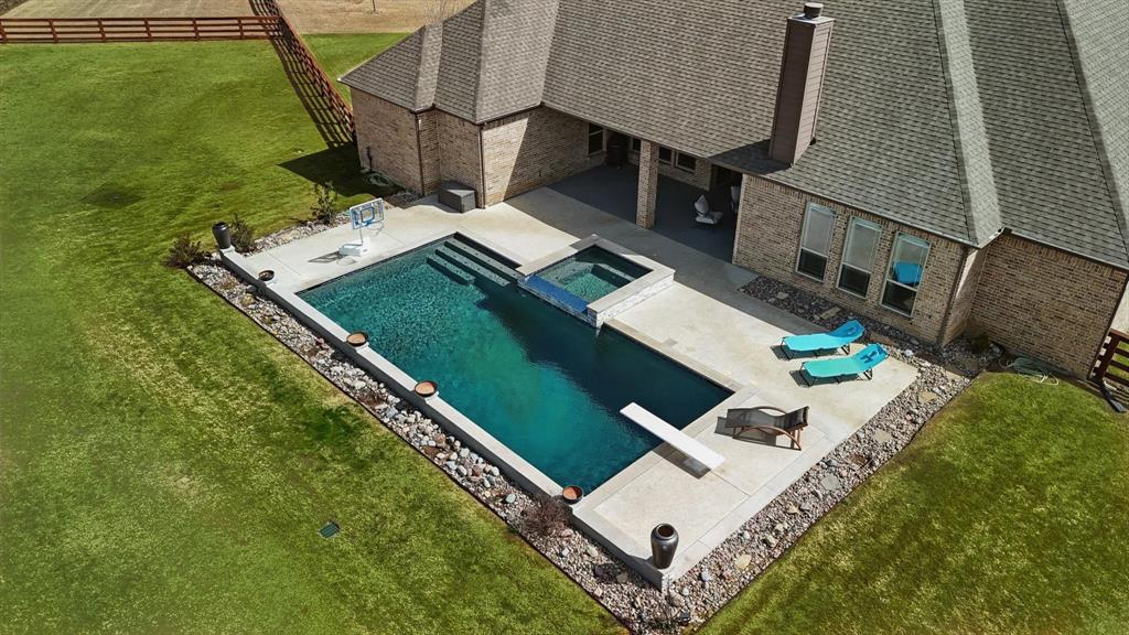 532 Westcreek Lane