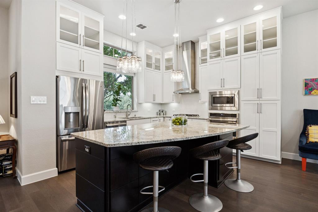 779 Lacey Oaks Place