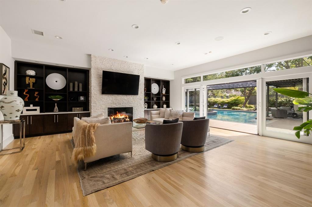 4418 Crooked Lane