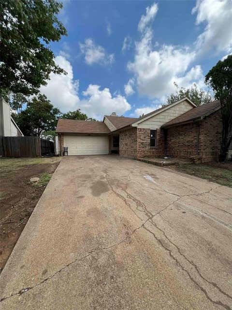 Photo of 3308 Woodlark Drive, Fort Worth, TX 76123 (MLS # 21341372)