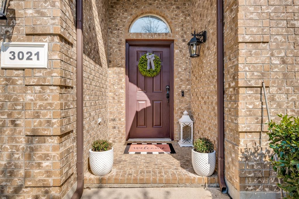 3021 Maple Creek Drive