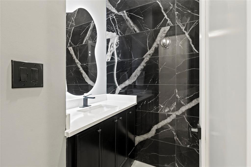 Lake Crest - Residential