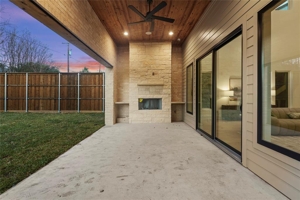 Lake Crest - Residential