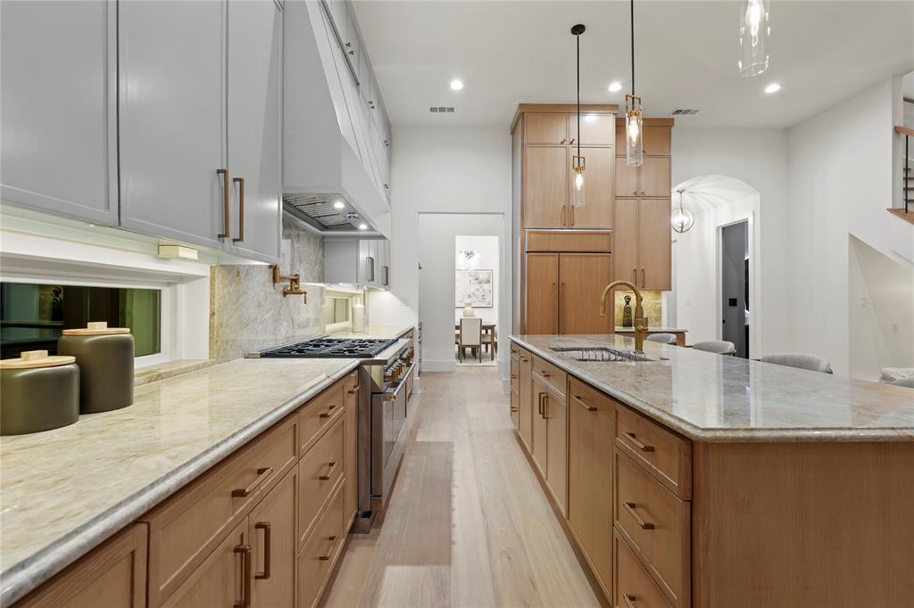 Lake Crest - Residential