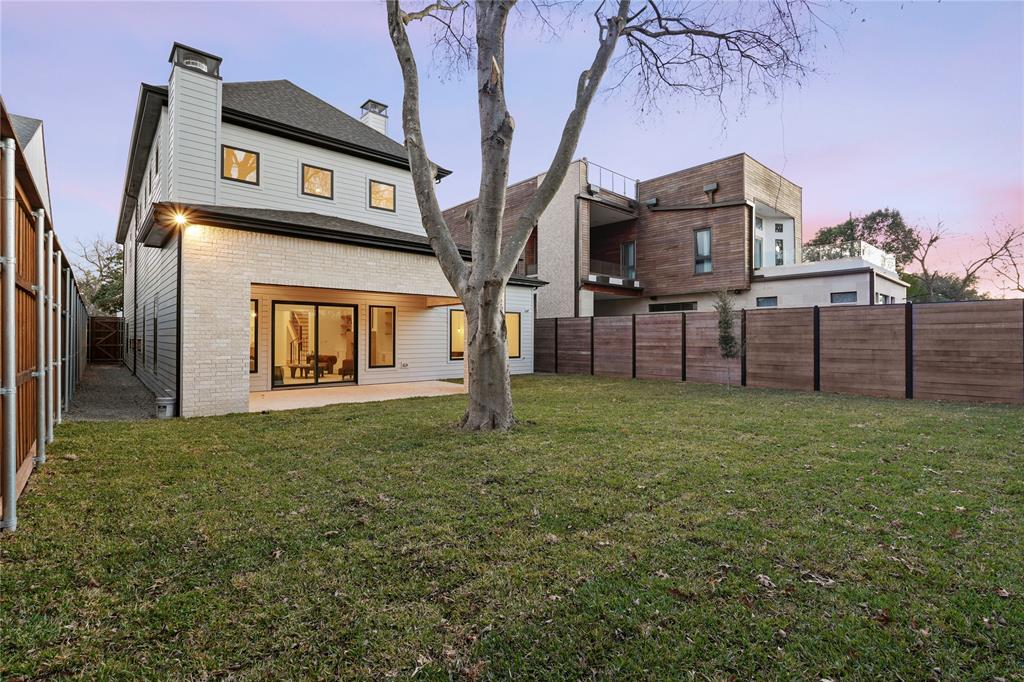 Lake Crest - Residential