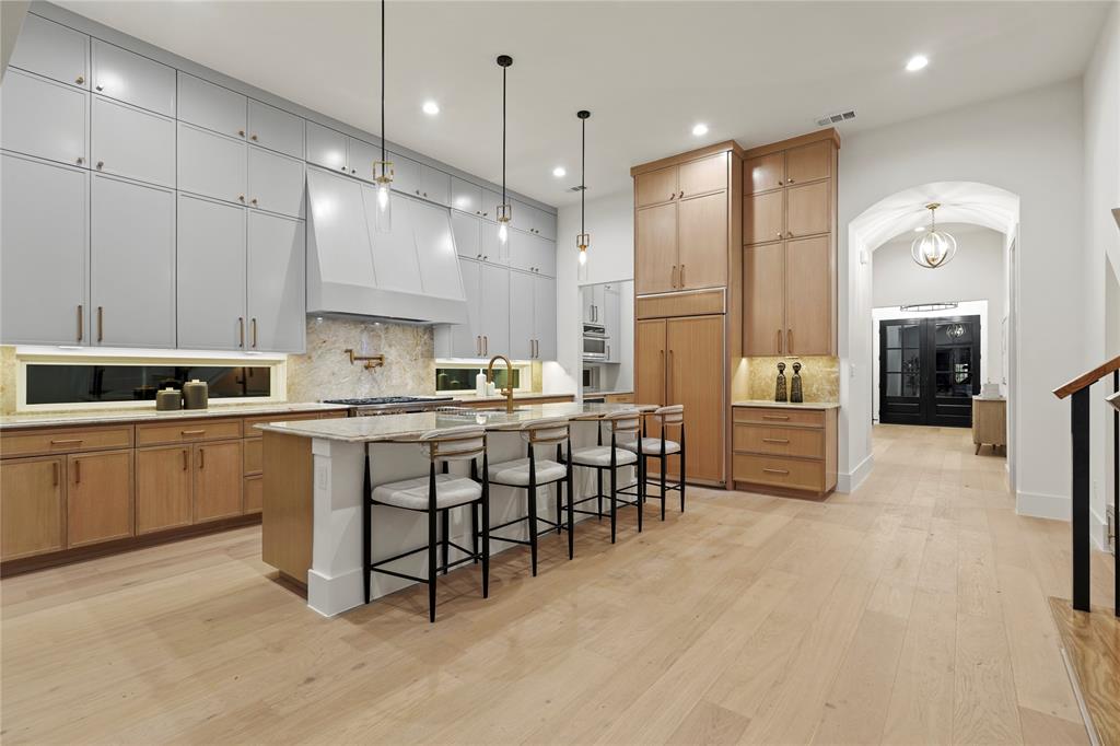 Lake Crest - Residential