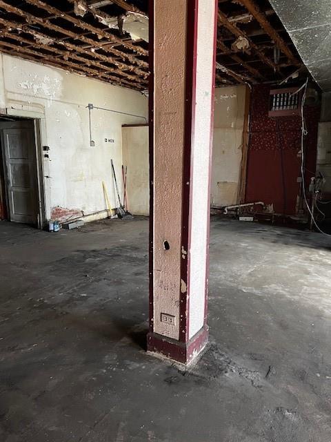 Queensborough Anx - Commercial Sale