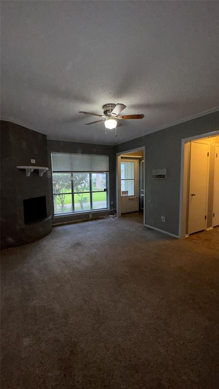 404 Hollyhill Ln, Lane 404