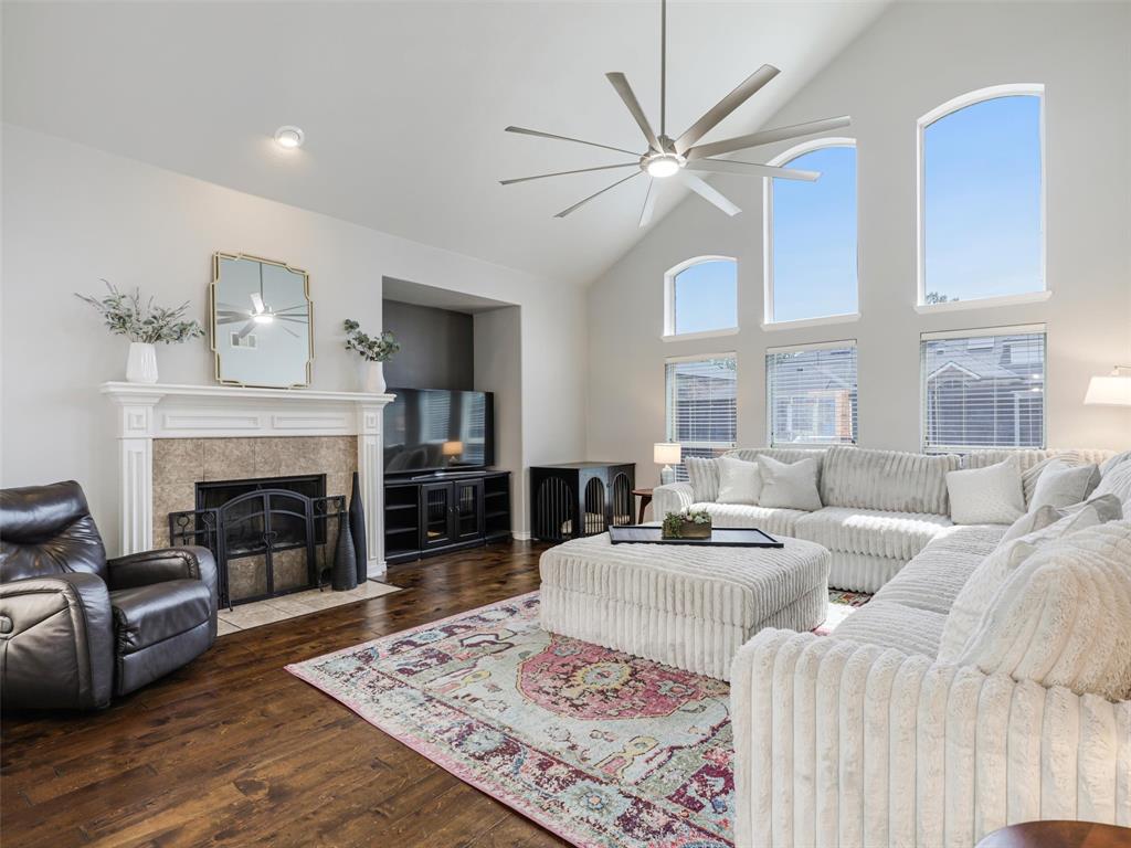 13827 Plum Valley Drive