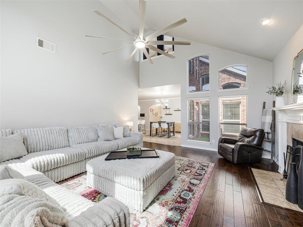 13827 Plum Valley Drive