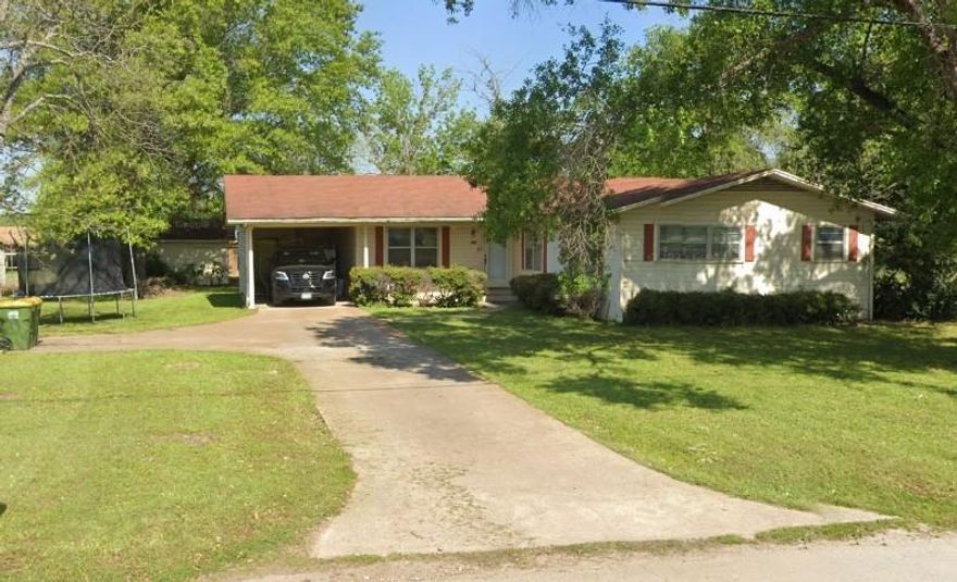 $500 Buyer’s Concession with an Acceptable Full-Price Contract by 12-30-25! Adorable & Affordable Home in the Heart of Groesbeck!

Looking for the perfect home to call your own? This charming, move-in-ready property has it all—whether you're buying your first home, seeking a family-friendly space, or looking for a great investment property.

The home features two spacious living areas, offering endless possibilities for customization. The oversized second living area can serve as a multi-generational living space, a home office, or even the ultimate game room—perfect for making memories or creating the space you’ve always wanted.

Outside, enjoy the added bonus of a detached shop and garage, perfect for projects, storage, or hobbies. It’s an ideal space for someone who loves to tinker or needs room for tools, crafts, or outdoor gear.

Located within walking distance to local schools and just minutes from the serene Lake Limestone, this home offers the perfect mix of small-town charm and convenient access to recreation and amenities. Whether you want to spend the day fishing at the lake or enjoy the quaint community atmosphere, this property puts you right in the heart of it all.

Charming, versatile, and move-in ready, this home is waiting for you to make it your own. Come see all the possibilities it has to offer—schedule your showing today!
