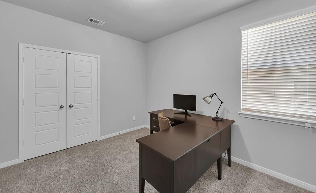 LAKES AT UNIVERSITY PARKS - Residential