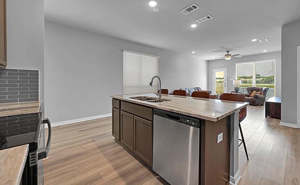 LAKES AT UNIVERSITY PARKS - Residential