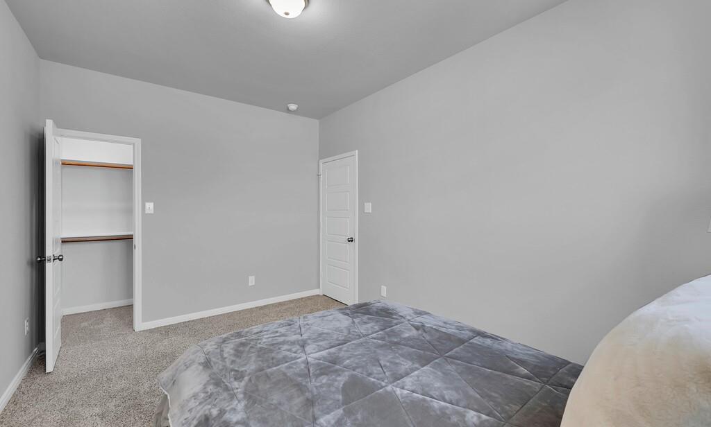 LAKES AT UNIVERSITY PARKS - Residential