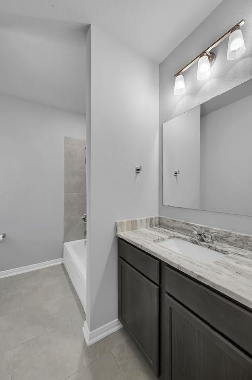 LAKES AT UNIVERSITY PARKS - Residential