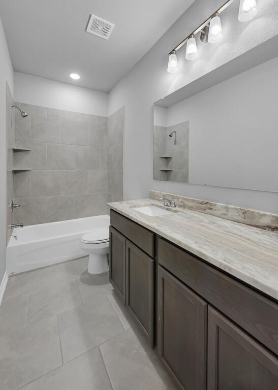 LAKES AT UNIVERSITY PARKS - Residential