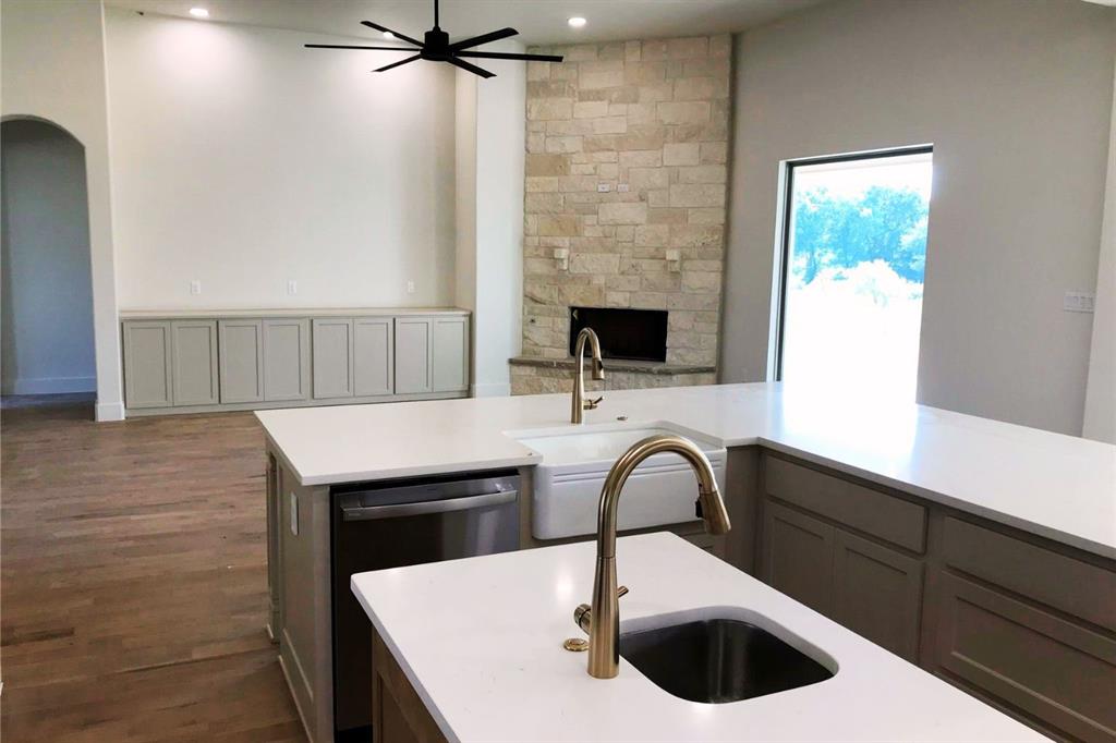 1009 Old Oaks Court