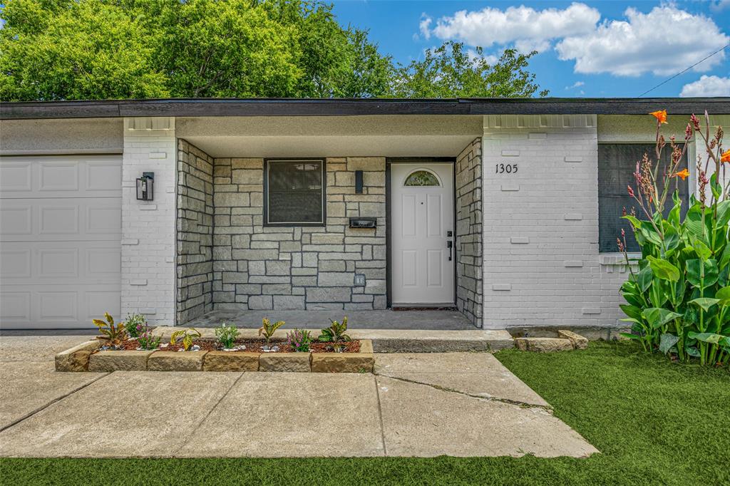1305 Greencove Drive