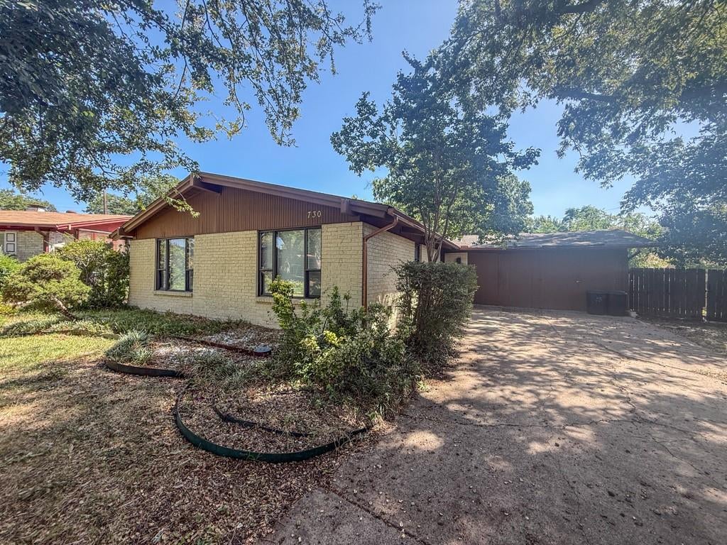 730 Greenhaven Drive