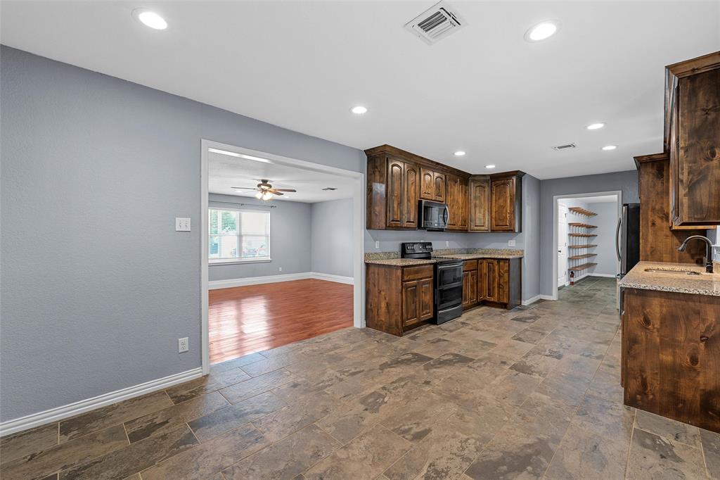 244 Alamosa Drive