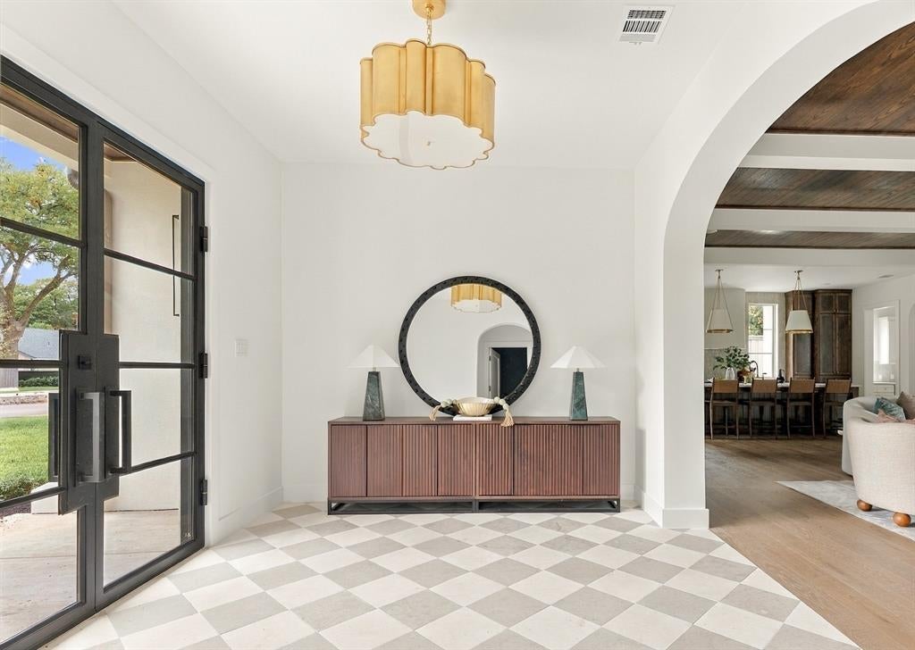 4953 Forest Bend Road