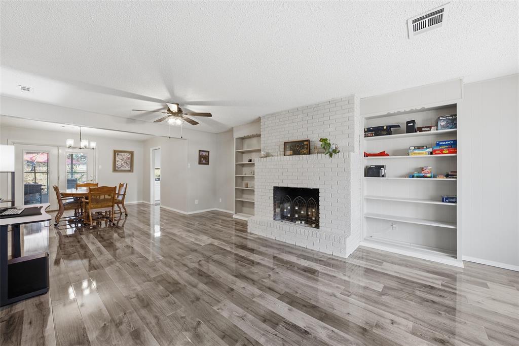 5318 Lake Lindenwood Drive