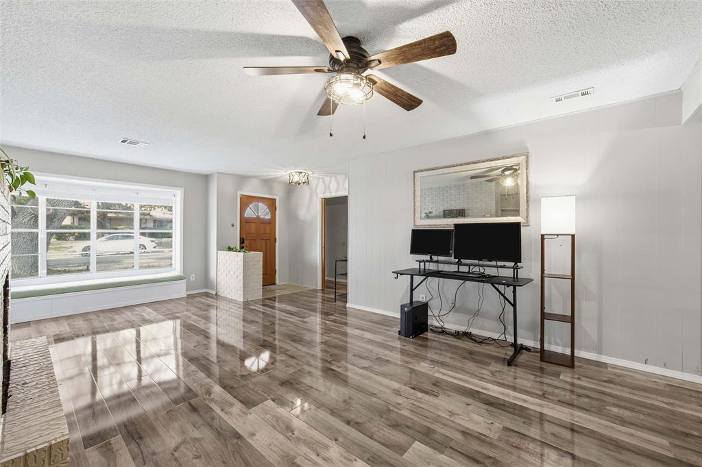 5318 Lake Lindenwood Drive