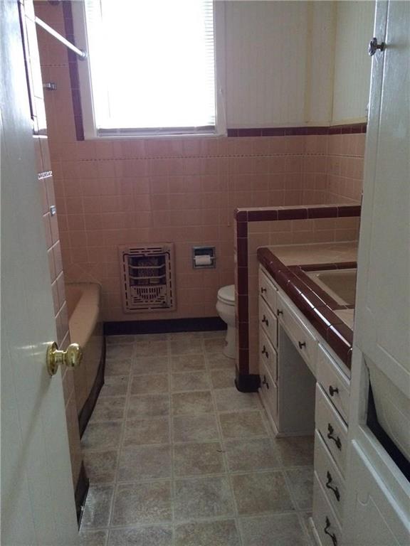 Orig Town Of Greenville - Residential Lease