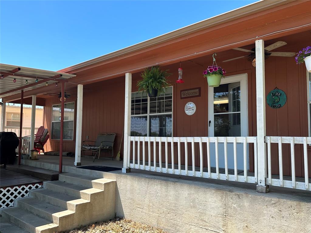 348 Lake Loop