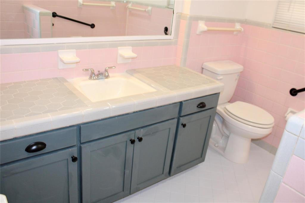 Highland Oaks 02 01 Inst - Residential Lease