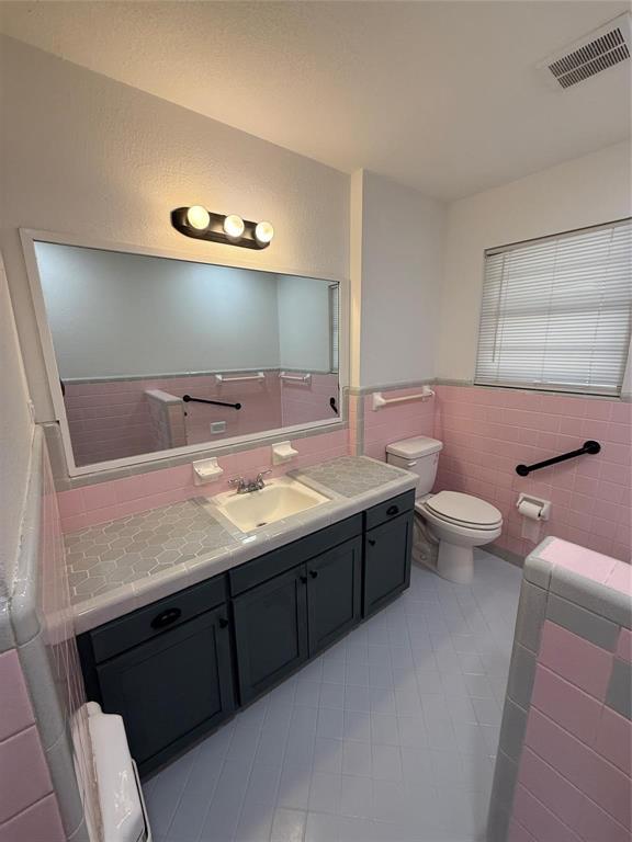 Highland Oaks 02 01 Inst - Residential Lease