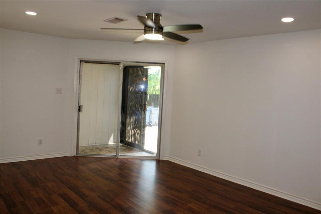 Highland Oaks 02 01 Inst - Residential Lease