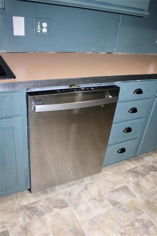 Highland Oaks 02 01 Inst - Residential Lease