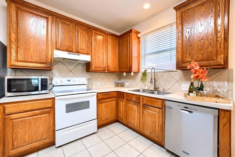 Tiny photo for 3912 Releigh Court, McKinney, TX 75070 (MLS # 21365897)
