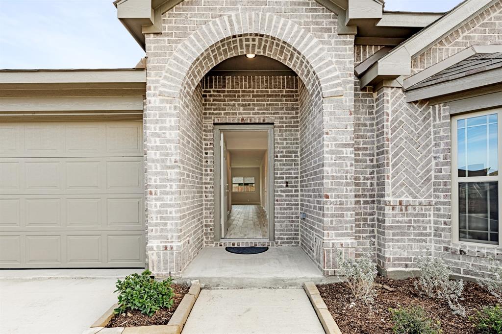3244 Blossom Trail
