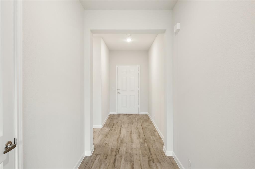 3244 Blossom Trail