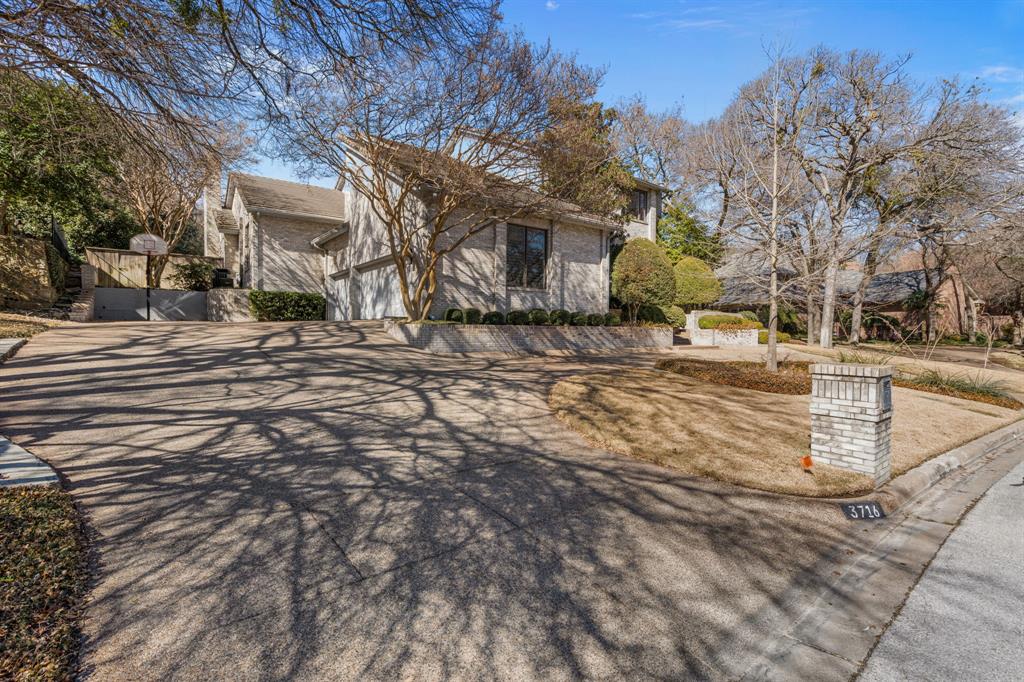 3716 Briarhaven Road