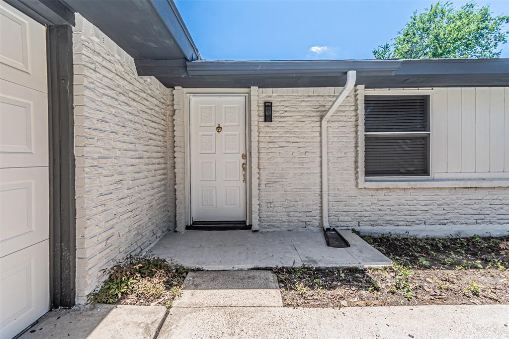 1512 Fairfield Drive