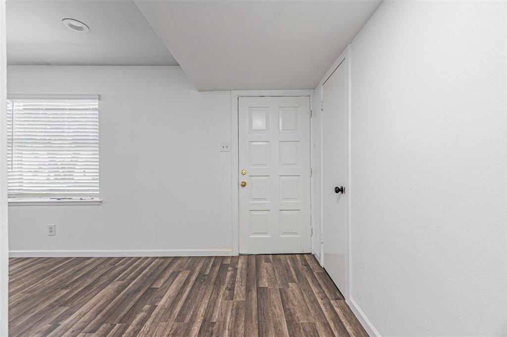 1512 Fairfield Drive