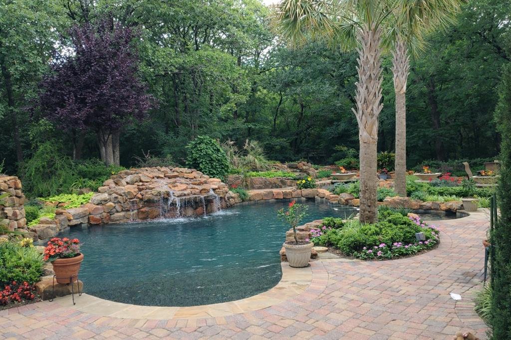 Pilot Knoll - Residential