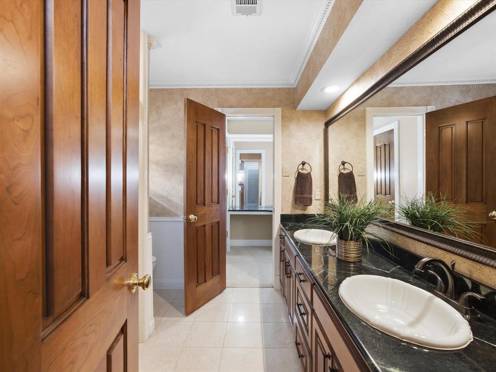 Pilot Knoll - Residential