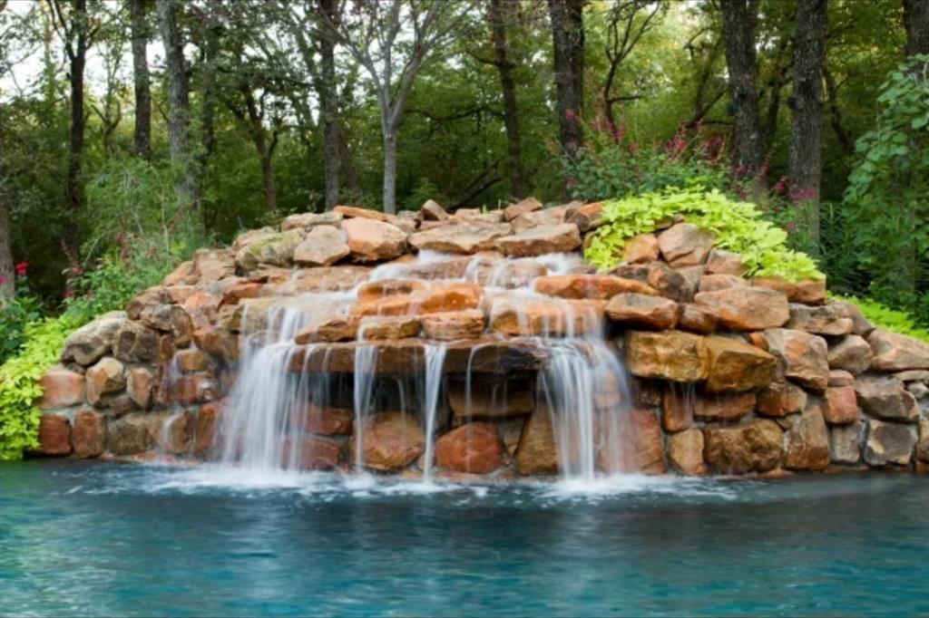 Pilot Knoll - Residential